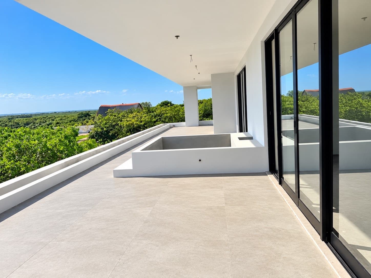 12 Bedroom Lodge for Sale in Marracuene, Maputo
